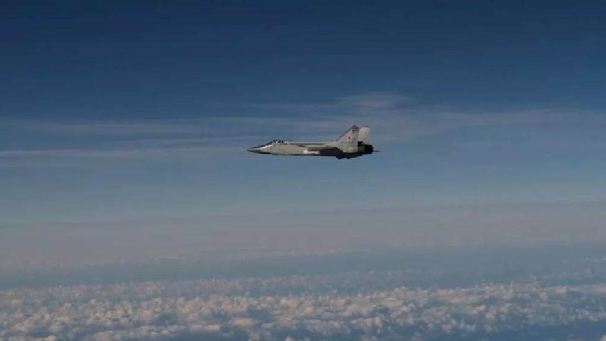 us intercepts russian military aircraft near alaska norad