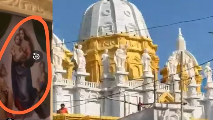 रांची में चर्च जैसा पंडाल बनाने पर विरोध।