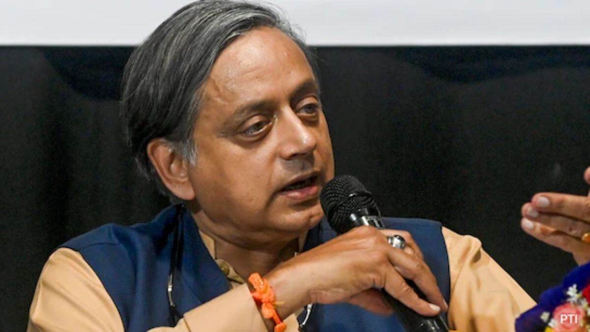 https://www.jagranimages.com/images/newimg/25092025/25_09_2025-shashi_tharoor__24059404.jpg