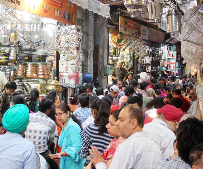 धनतेरस पर छंटे मंदी के बादल, शहर में 22 करोड़ रुपये का हुआ कारोबार