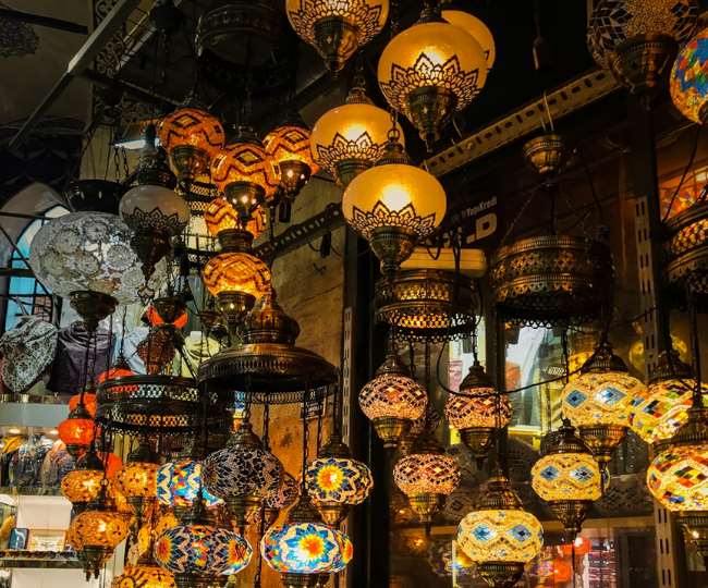 Markets for Diwali Shopping दिल्ली के इन जगहों से करें बजट में सजावट