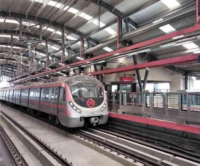 Pink Line Metro News: मेट्रो के यात्रियों को मिली एक और राहत, पिंक लाइन पर सामान्य हुई सेवा