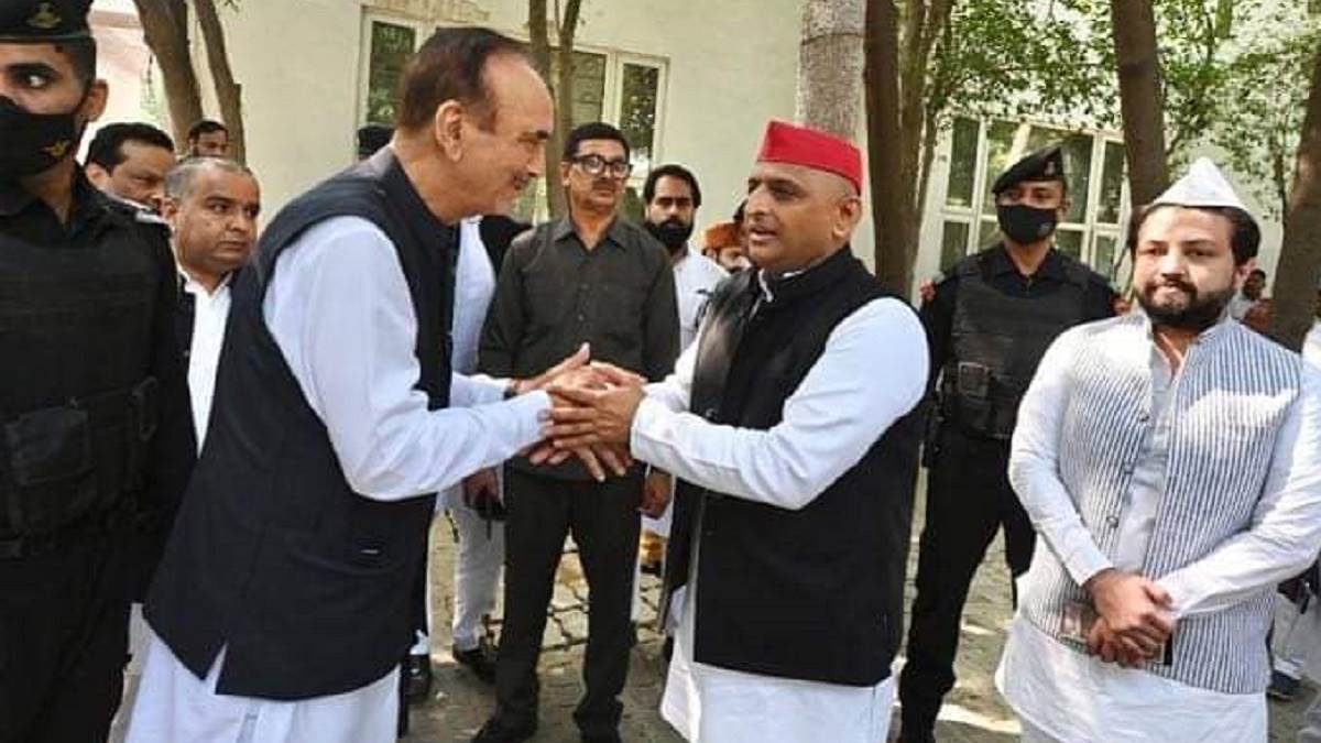 https://www.jagranimages.com/images/newimg/25102022/25_10_2022-akhilesh_yadav_gulam_navi_azad_23161801.jpg