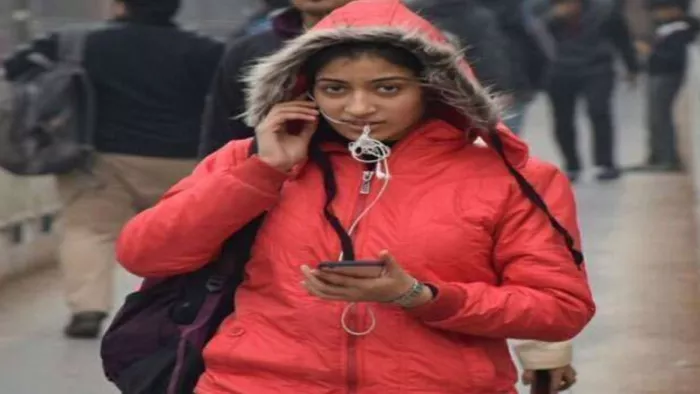 दिल्ली-एनसीआर में हो सकता है ठंड में और इजाफा। फाइल फोटो