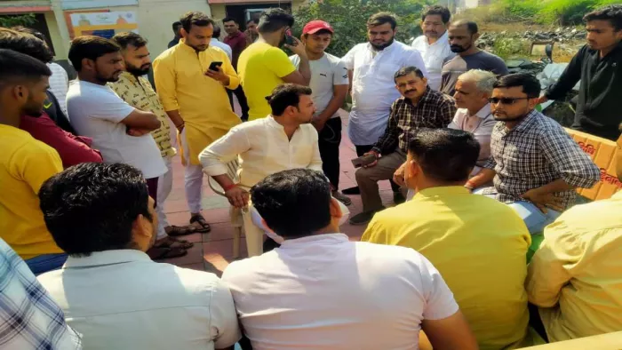 Ghaziabad News: साथियों की मदद से दौड़ाकर उसे राजीव विहार में पकड़ लिया।