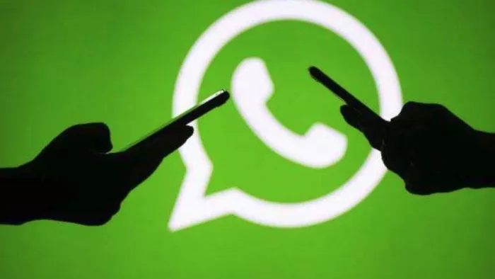 WhatsApp Down: मंगलवार को करीब डेढ़ घंटे तक वाट्सएप बंद रहा।
