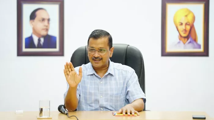 केजरीवाल सरकार में फिर फेरबदल, आतिशी और सौरभ भारद्वाज के विभागों की हुई अदला-बदली