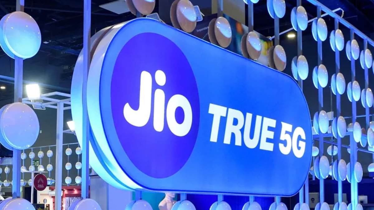 https://www.jagranimages.com/images/newimg/25102023/25_10_2023-jio_true_5g_23565111_14631521.jpg
