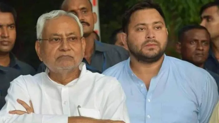 बिहार के मुख्यमंत्री नीतीश कुमार और डिप्टी सीएम तेजस्वी यादव (जागरण फाइल फोटो)