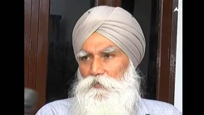अमृतपाल सिंह के पिता को जांच एजेंसियों ने अमृतसर एयरपोर्ट पर रोका