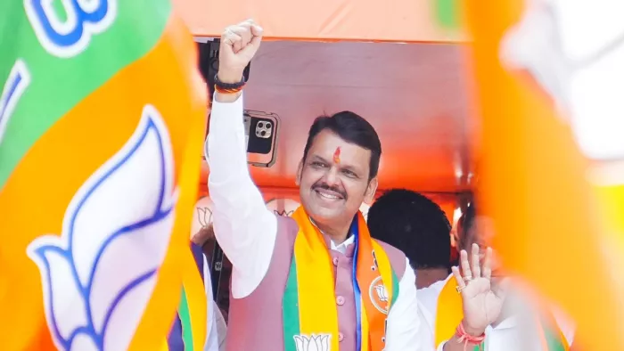 Maharashtra vidhan sabha Chunav 2024: देवेंद्र फडणवीस ने भरा नामांकन, नागपुर में बीजेपी का शक्ति प्रदर्शन।