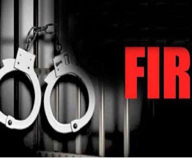 कोतवाली डालनवाला की पुलिस ने मुकदमा दर्ज कर लिया है।