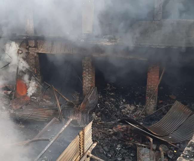 यमुनानगर में आग की वजह से चार की मौत।
