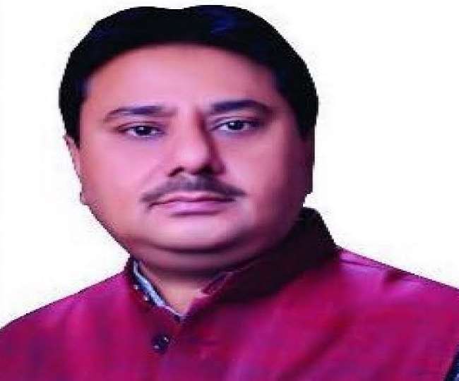 बहुजन समाज पार्टी में विधानमंडल दल के नेता शाह आलम उर्फ गुड्डू जमाली