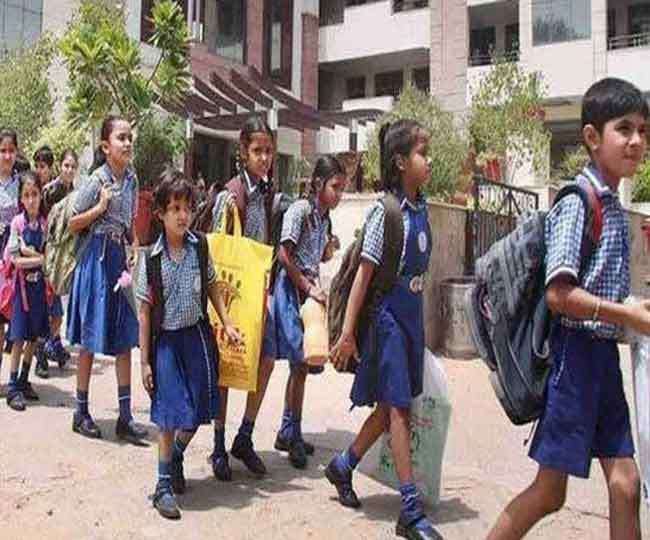 टीकाकरण अभियान की रफ्तार पड़ सकती है धीमी
