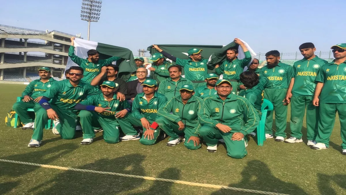 पाकिस्तान की ब्लाइंग क्रिकेट टीम (एपी फोटो)