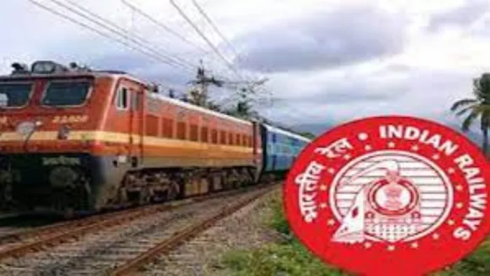 कार्तिक पूर्णिमा पर यात्रियों के लिए चलाई जाएंगी 13 ट्रेन, बढ़ती भीड़ को देखते हुए रेलवे का बड़ा फैसला