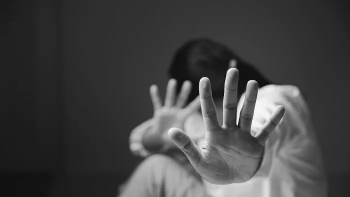 झारखंड में नाबालिग से एक साल तक दुष्कर्म करता रहा एएसआइ