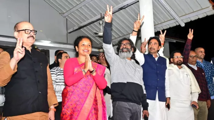 झारखंड में भाजपा का विजय रथ रोकने वाले हेमंत सोरेन करेंगे मेगा राजनीतिक शो