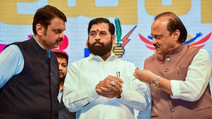देवेंद्र फडणवीस, एकनाथ शिंदे और अजित पवार। ( फाइल फोटो )