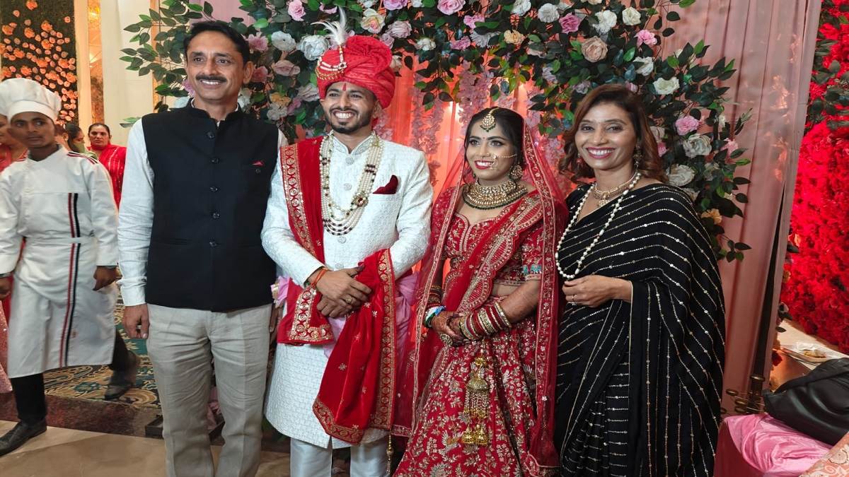 ncr indian women hockey team star player neha goyal married with player sunil kumar on 24 november