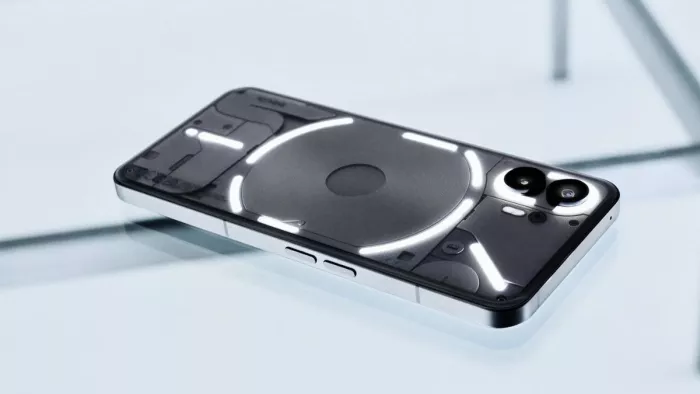लॉन्च से पहले गीकबेंच पर आया Nothing Phone 3