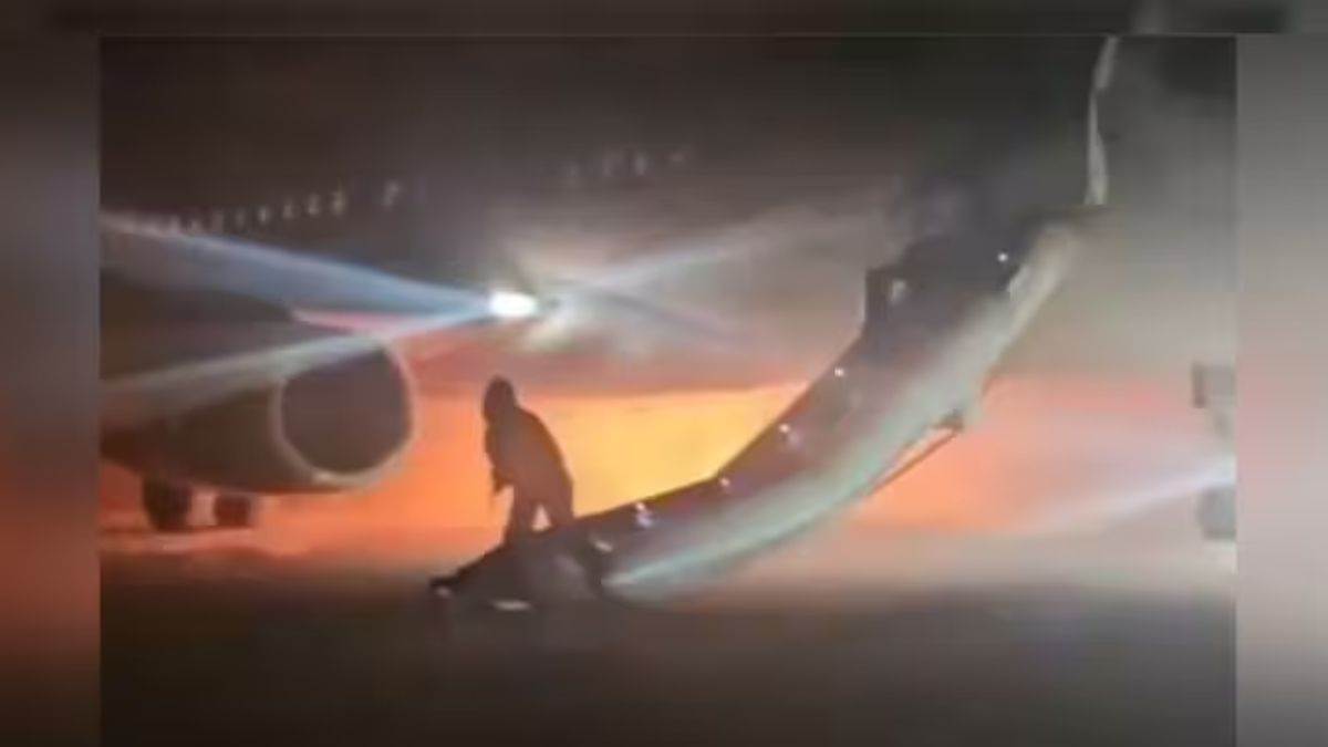 https://www.jagranimages.com/images/newimg/25112024/25_11_2024-russian_plane_23836932.jpg