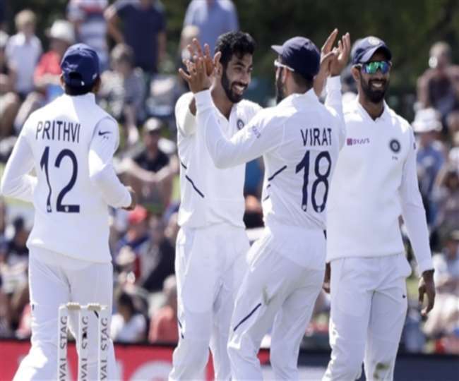 https://www.jagranimages.com/images/newimg/25122021/25_12_2021-01_03_2020-bumrah8_20075831_22324572.jpg