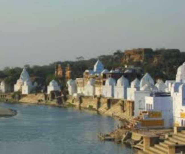 https://www.jagranimages.com/images/newimg/25122021/25_12_2021-bateshwar_22324451.jpg