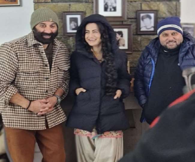 Sunny Deol and Amisha Patel wrap up Palampur schedule of 'Gadar 2'.