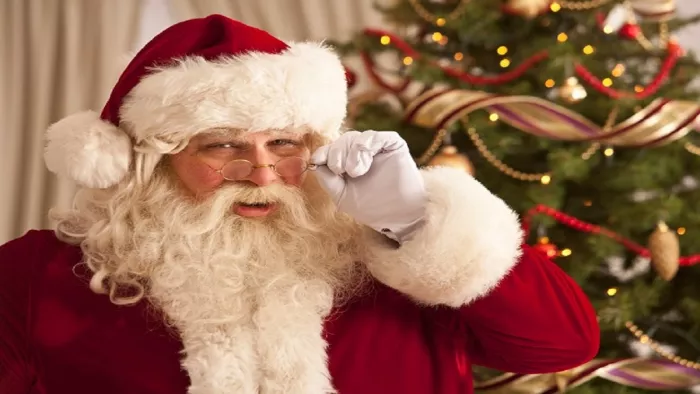 संत निकोलस से कैसे पड़ा सांता क्लाज नाम, सफेद दाढ़ी और लाल पोशाक वाले कौन थे Santa Claus?