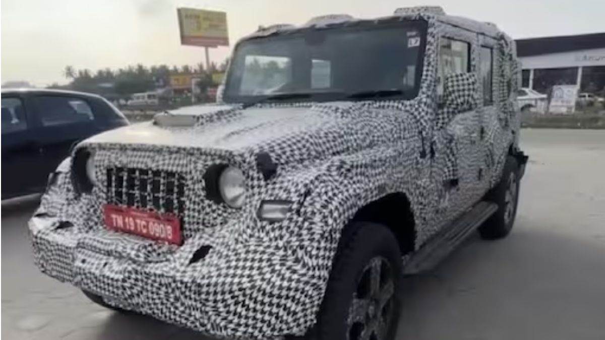 https://www.jagranimages.com/images/newimg/25122023/25_12_2023-mahindra_thar_5-door_23613099.jpg