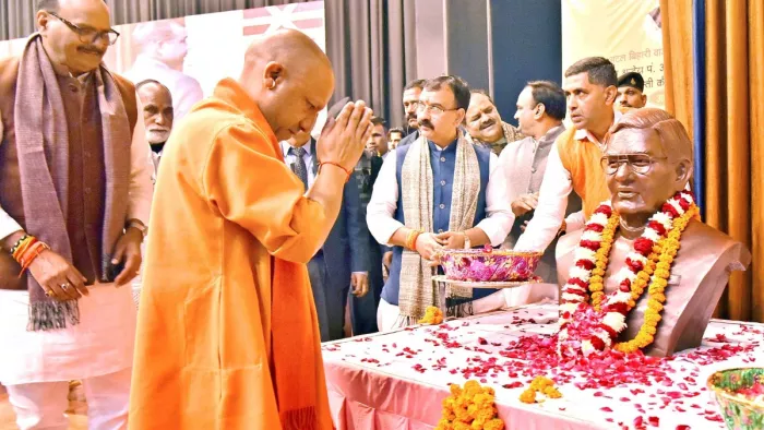 जन्म शताब्दी वर्ष को धूमधाम से मनाएगी सरकार