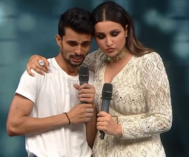 Colors channel reality show Hunarbaaz: Know who is Bhagalpur's talented  Hunarbaaz Akash Singh, whose performance saw Parineeti Chopra weeping  bitterly - जानें कौन हैं भागलपुर के हुनरबाज आकाश, जिनकी ...