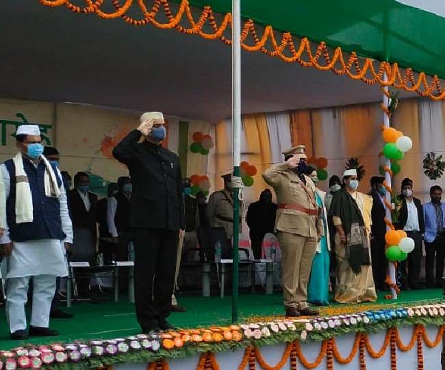 https://www.jagranimages.com/images/newimg/26012022/26_01_2022-khagaria_dm_on_republic_day_22414468.jpg