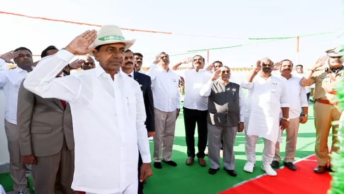 राजभवन में आयोजित गणतंत्र दिवस समारोह में शामिल नहीं हुए केसीआर (फोटो: @TelanganaCMO)