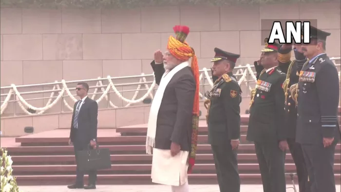74वें गणतंत्र दिवस पर पीएम मोदी ने पहनी राजस्थानी पगड़ी।