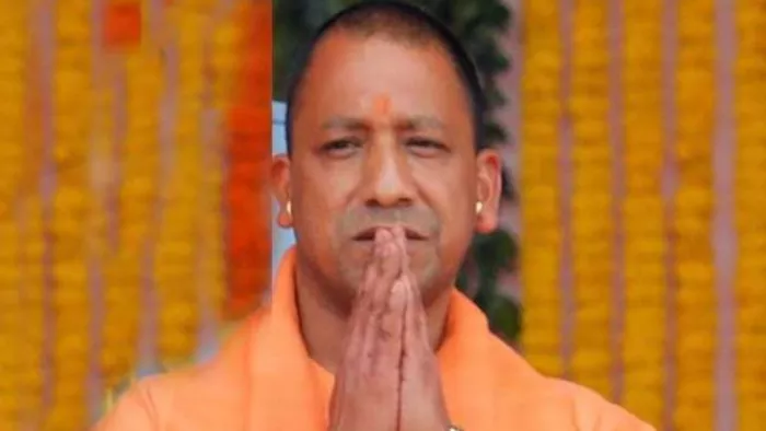 सीएम योगी ने पद्मश्री पुरस्कार पाने वाले यूपी की सभी विभूतियों को बधाई दी।