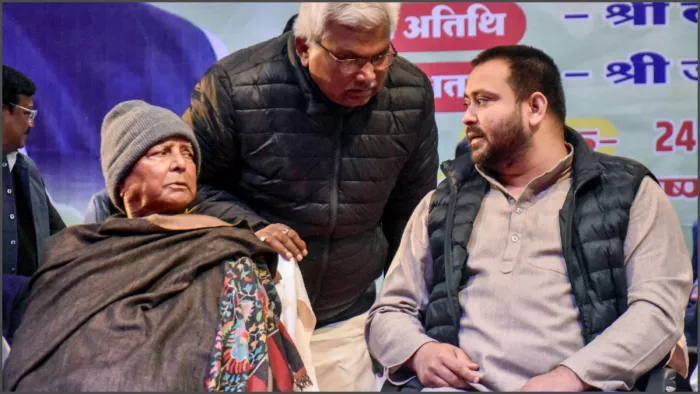 नीतीश कुमार को लेकर सस्पेंस... तेजस्वी यादव ने बुलाई आपात बैठक, पटना में सियासी हलचल तेज