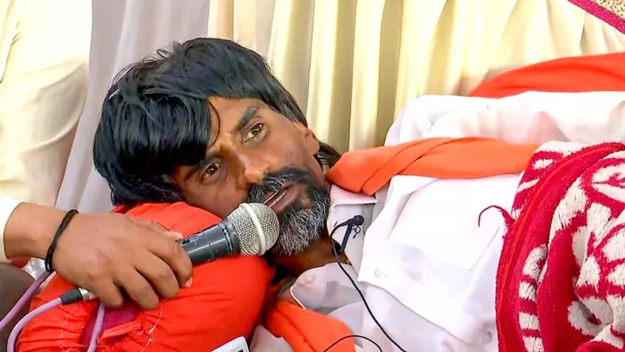 मराठा आरक्षण कार्यकर्ता मनोज जरांगे (फाइल फोटो)