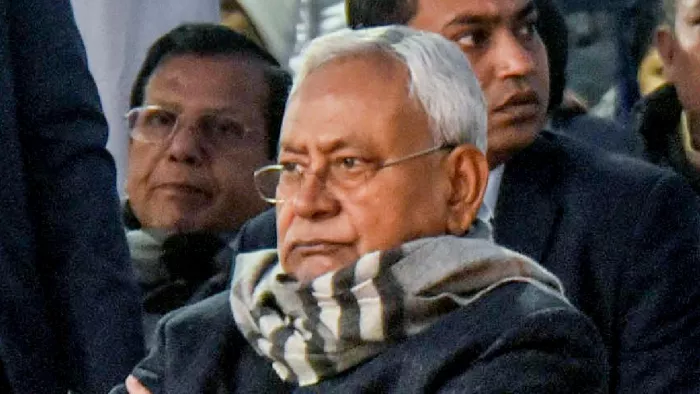 Nitish Kumar की NDA में वापसी का बड़ा संकेत? BJP नेता ने दरवाजे खुलने को लेकर कही ये बात