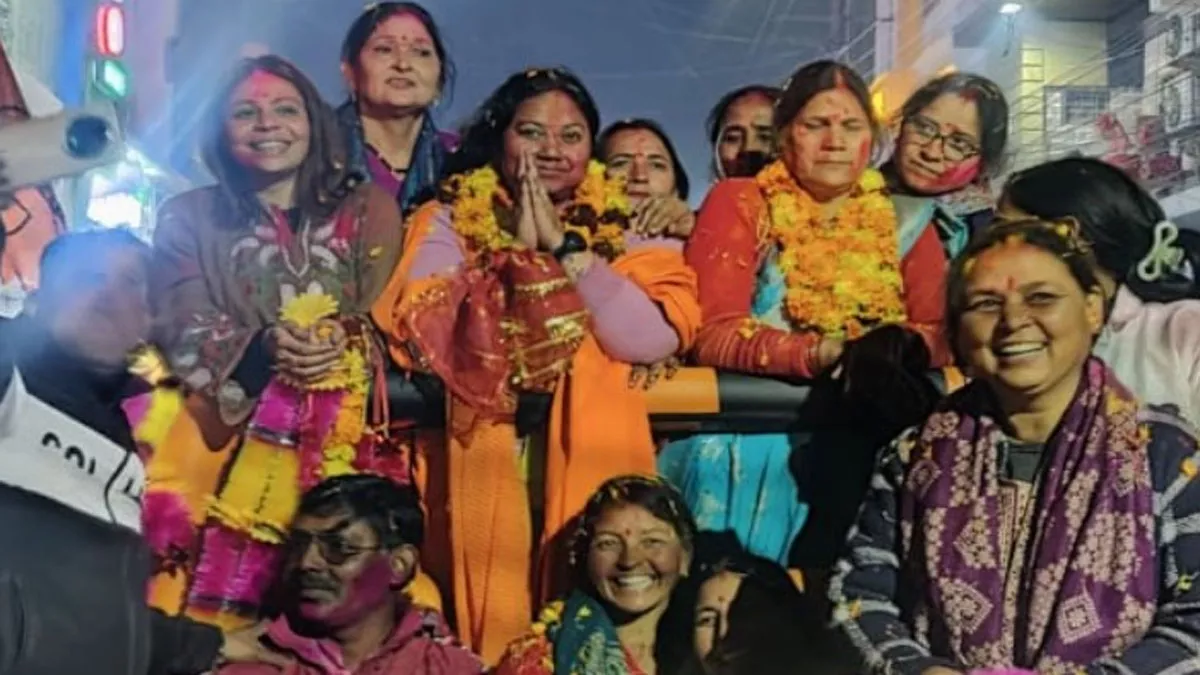 Uttarakhand Nikay Chunav Result 2025: कौन हैं आरती भंडारी? भाजपा-कांग्रेस को चटाई धूल, बनीं श्रीनगर की पहली मेयर