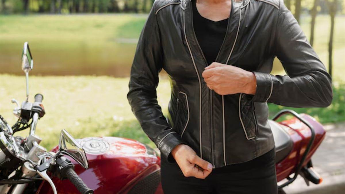 https://www.jagranimages.com/images/newimg/26012025/26_01_2025-bike1_23872875.jpg