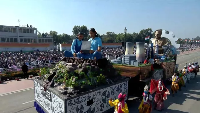 झारखंड की झांकी ने सभी को आकर्षित किया। ( Pic Courtesy : Twitter)