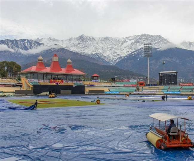 https://www.jagranimages.com/images/newimg/26022022/26_02_2022-dharamshala_cricket_stadium_ind_vs_sl_t20i_21_22500467.jpg