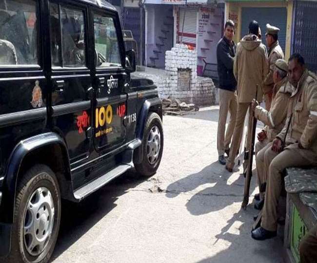 protest against the arrest of monkey in muzaffarnagar stone pelting on police police of many police stations reached