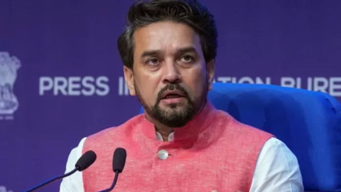 Chandigarh Censor Board चित्र भारती फिल्मोत्सव के समापन समारोह को संबोधित करते अनुराग ठाकुर। (फाइल फोटो)