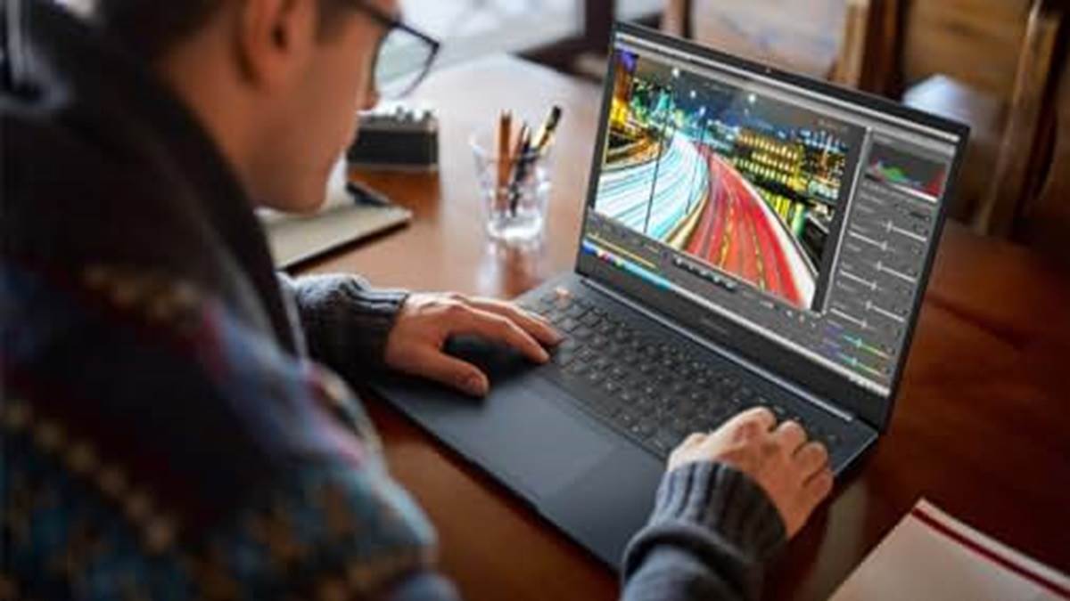 रायज़ेन 7 और आई7 के साथ तोड़े ASUS Laptops ने बिक्री के रिकॉर्ड, बजट फ्रेंडली, गेमिंग और कूलिंग मिलेगी दमदार