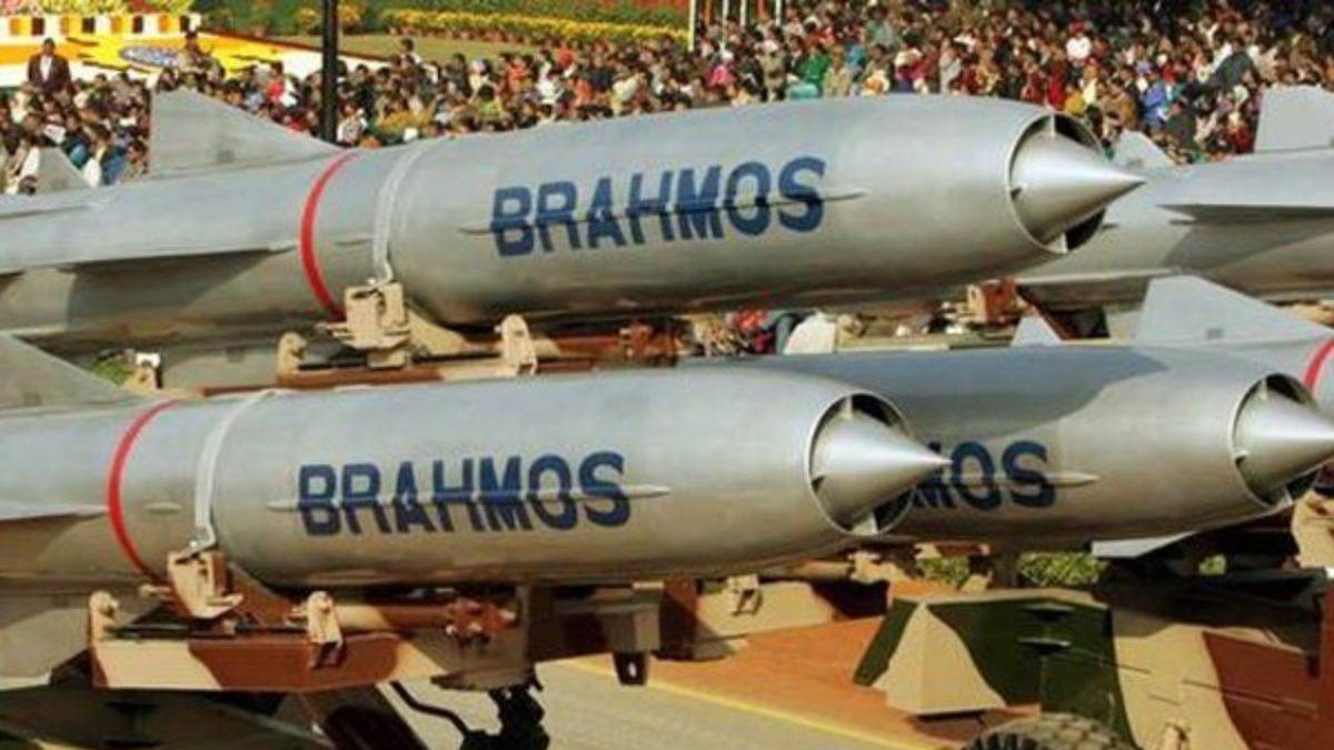 https://www.jagranimages.com/images/newimg/26022024/26_02_2024-brahmos_23662002.jpg