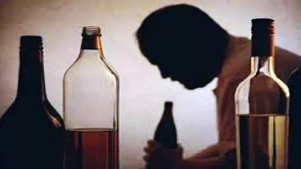 Poisonous Liquor in Haryana- बीते साढ़े चार साल में जहरीली शराब से हुई 50 लोगों की मौत, गृहमंत्री अनिल विज ने पेश किए आंकड़े